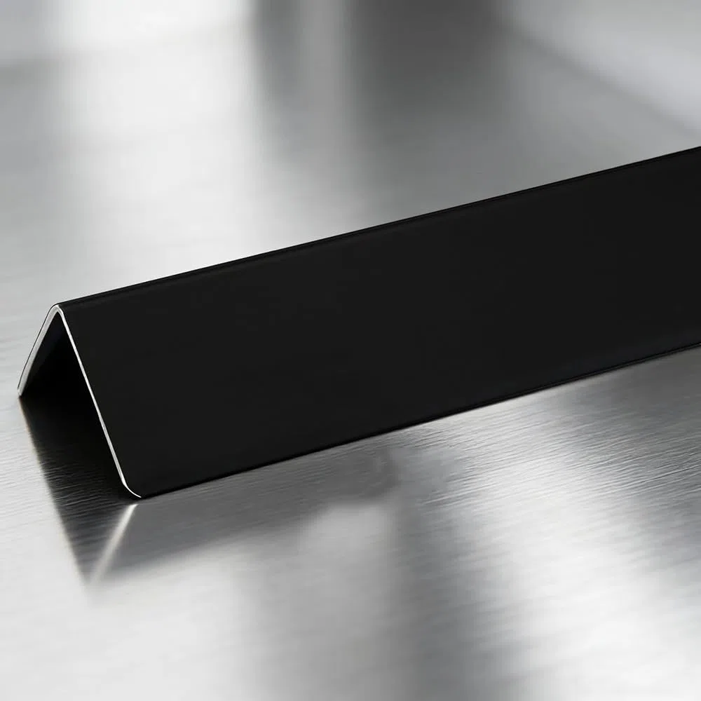 Bande de protection d'angle murale en aluminium L - Bordure autocollante en métal pour meubles, portes, fenêtres, plinthes - Noir mat - Largeur : 4 cm