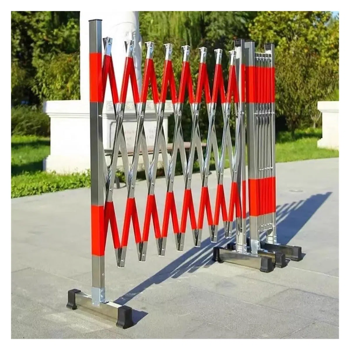 Barrière métallique télescopique rétractable – Barrière de sécurité Portable pour barrages Routiers, Chantiers et Gestion des foules (1,2 m x 2 m) – Durable et Facile à u