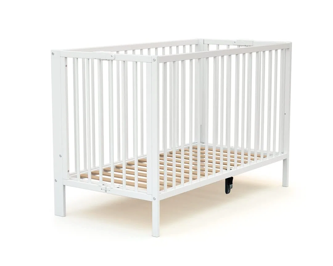 AT4 - Lit bébé Pliant 60x120 Essentiel Hêtre Verni | 124 x 64 x 82 cm | Lit Pliable | Sommier réglable 2 Niveaux intégré au lit (Blanc, Lit bébé)